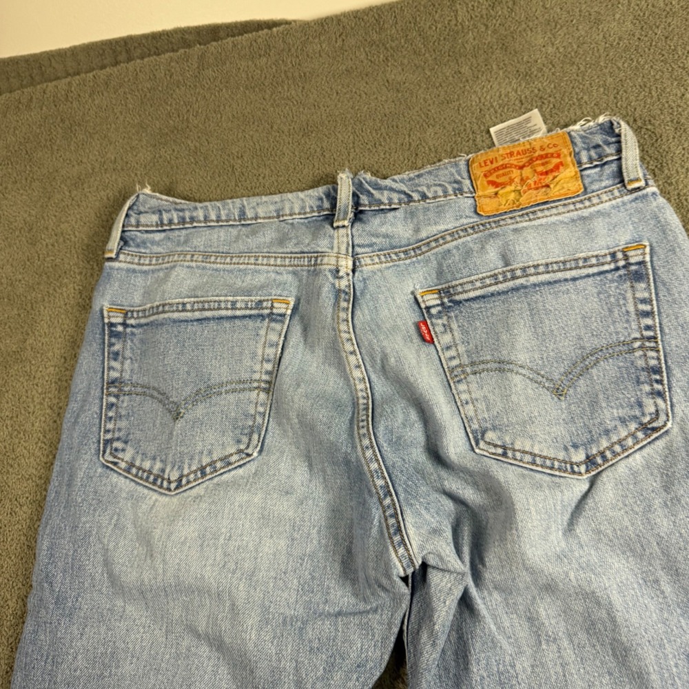 Levis 511 Slim Fit Jeans Mens 33x32 Light Wash Blue Denim 04511-3315